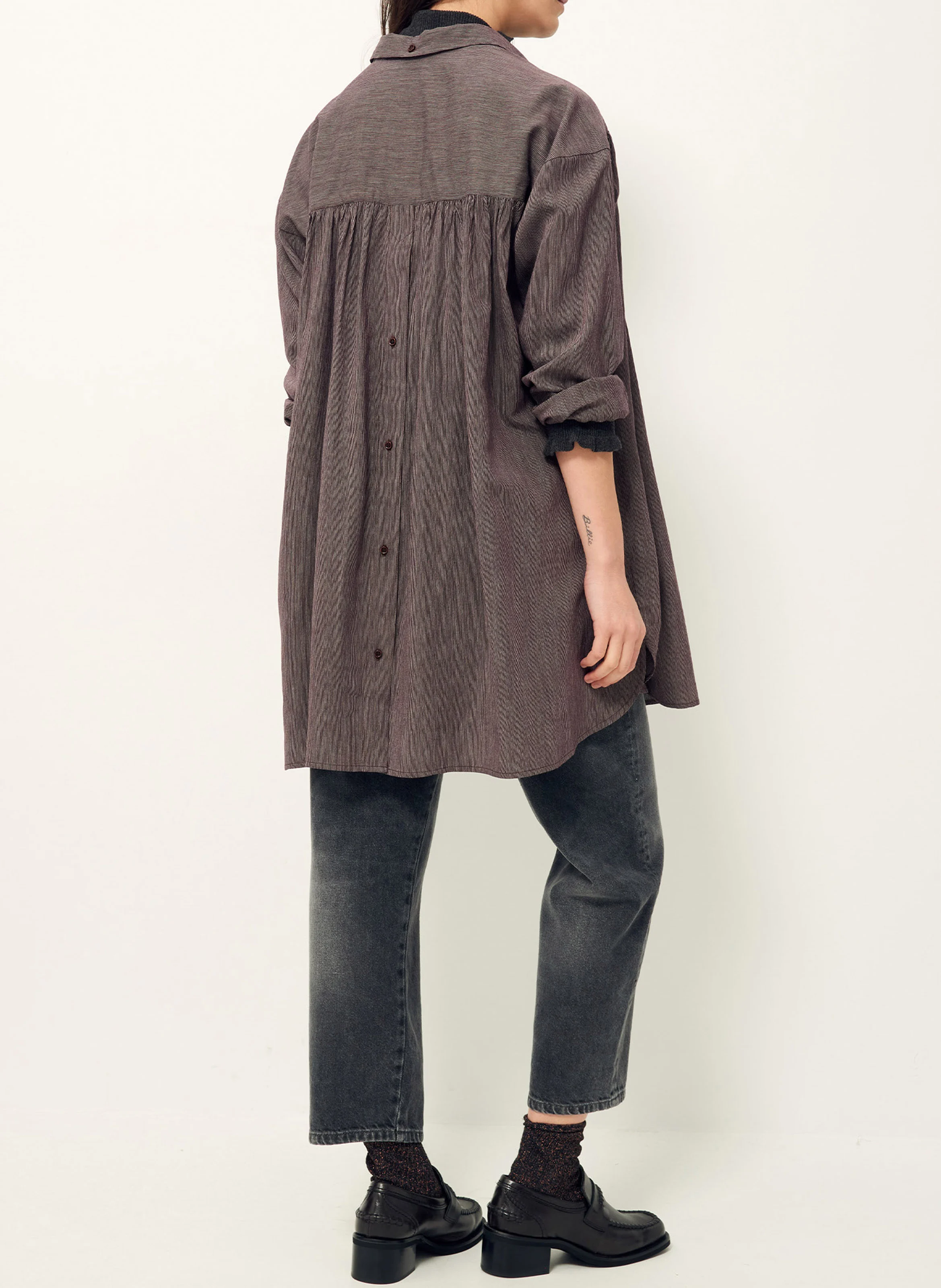 OKAYAMA - Robe chemise courte froncée rayée | Marron