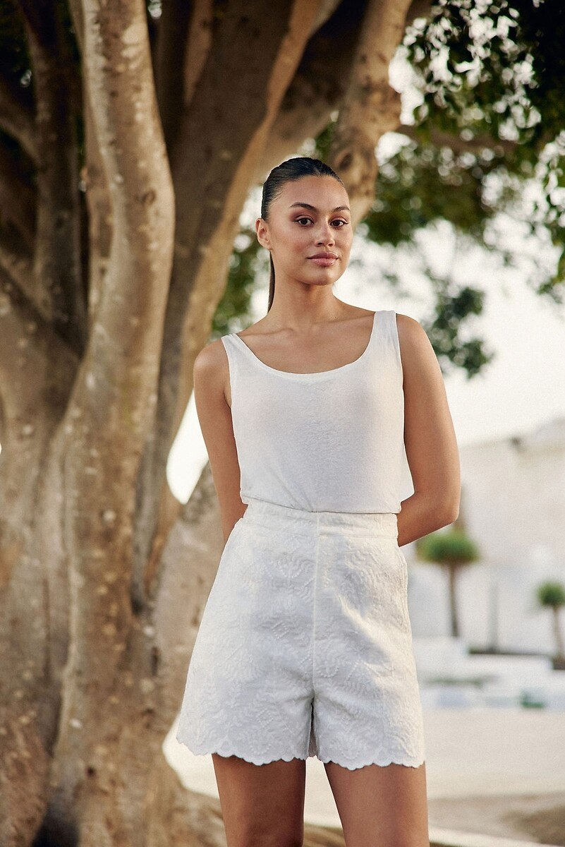 LA PETITE ETOILE<br>Shorts bordados, SONIA