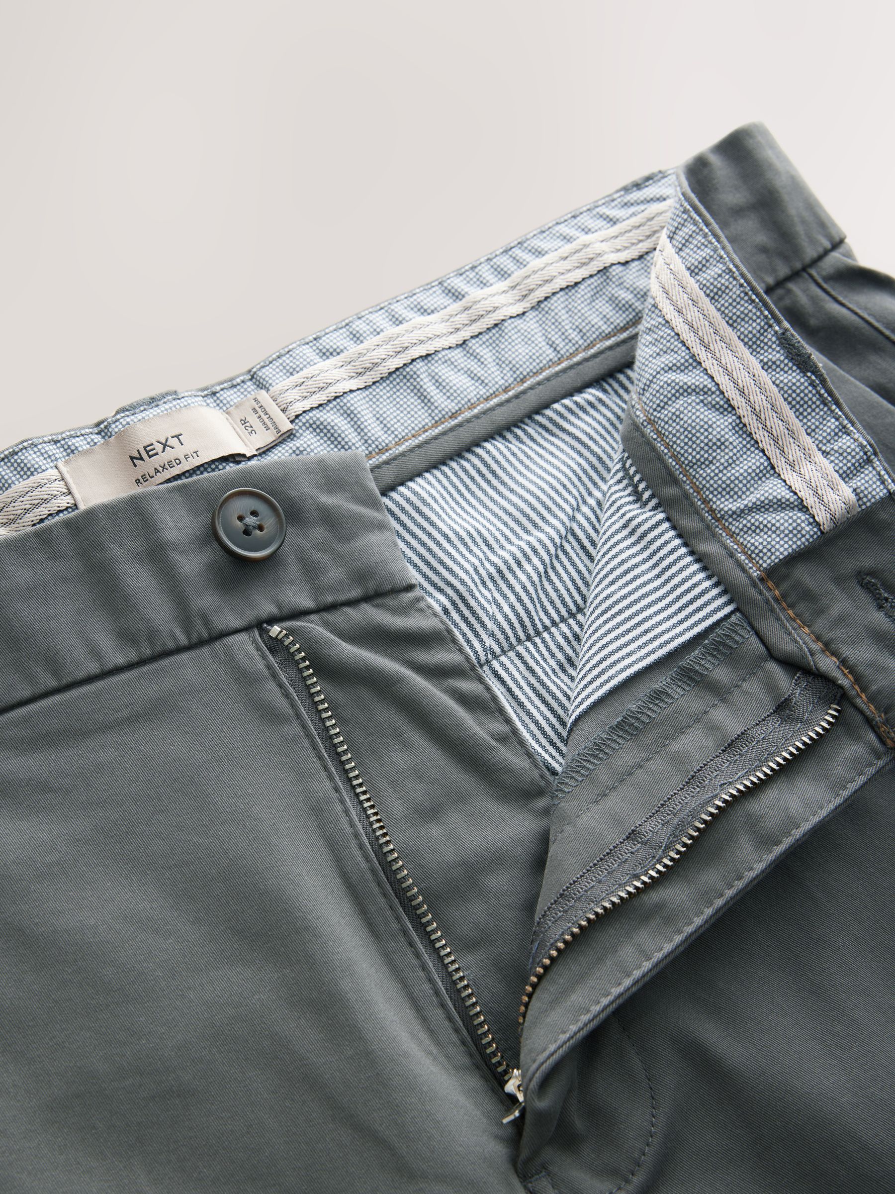 Multi - Ruimvallende pasvorm. - Set van 4 chinoshorts met stretch