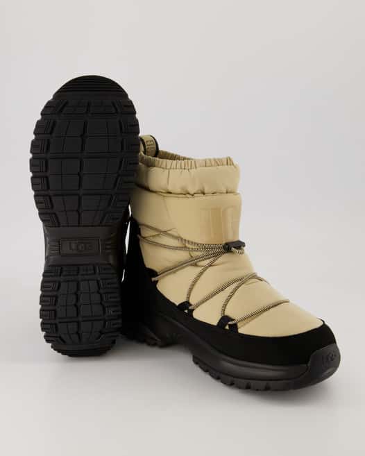UGG Yose Puffer Mid Winterschuhe in Beige