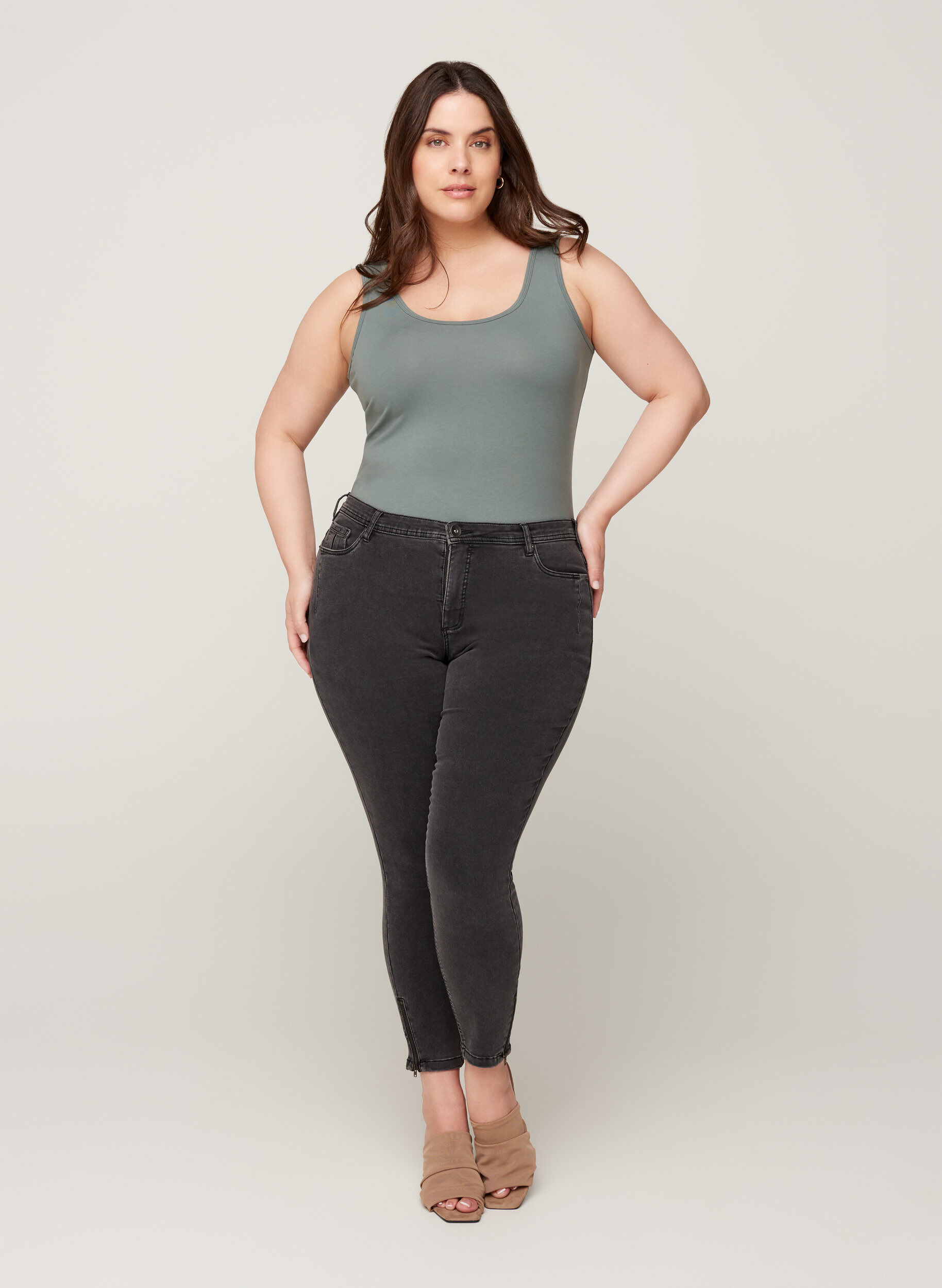 Cropped Amy jeans med lynlås