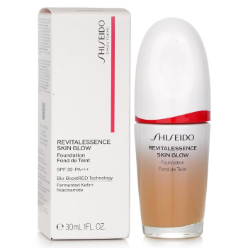 Shiseido Revitalessence Skin Glow Foundation SPF 30