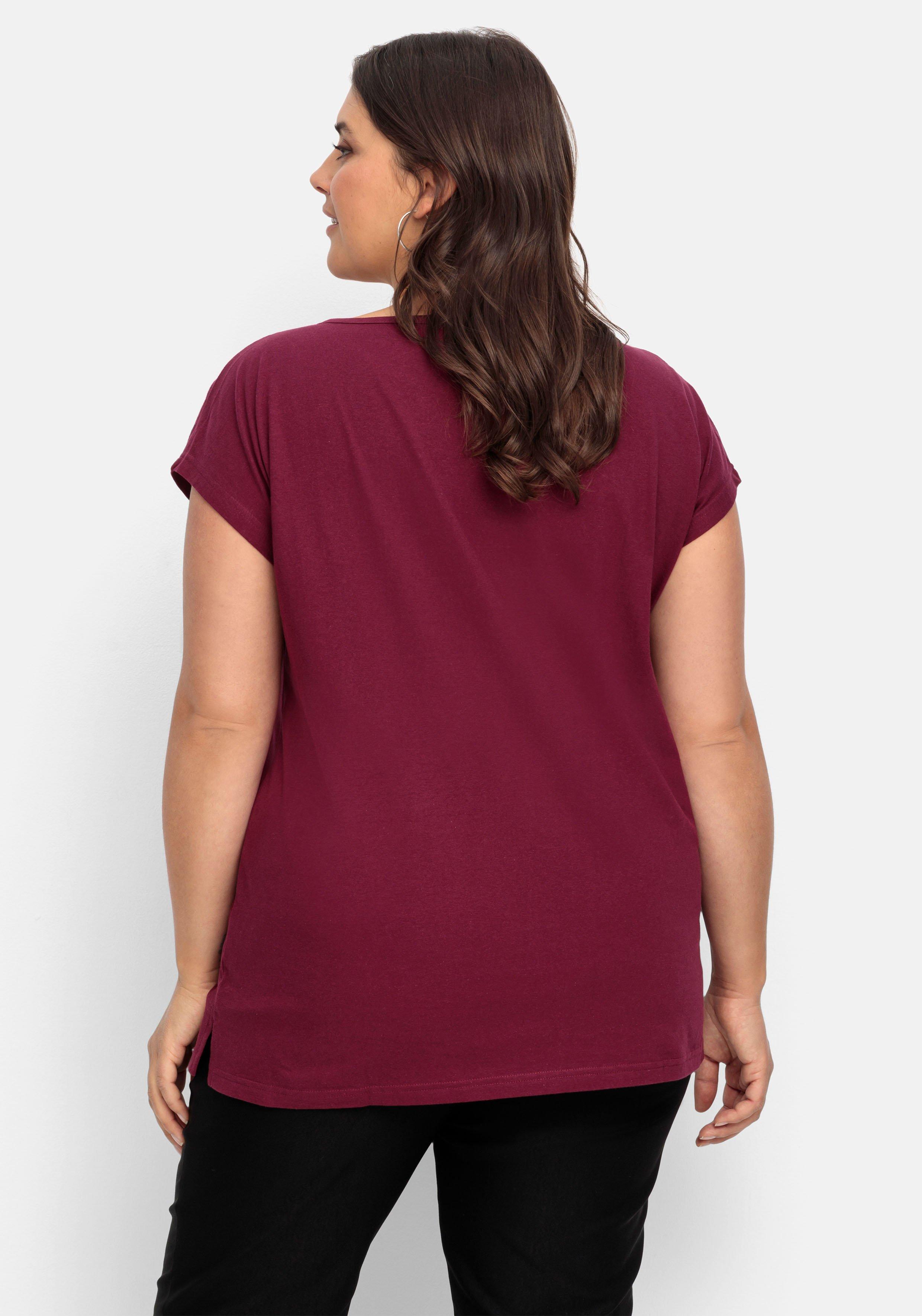 Jerseyshirt mit Ziernieten, leicht verlängerte A-Form