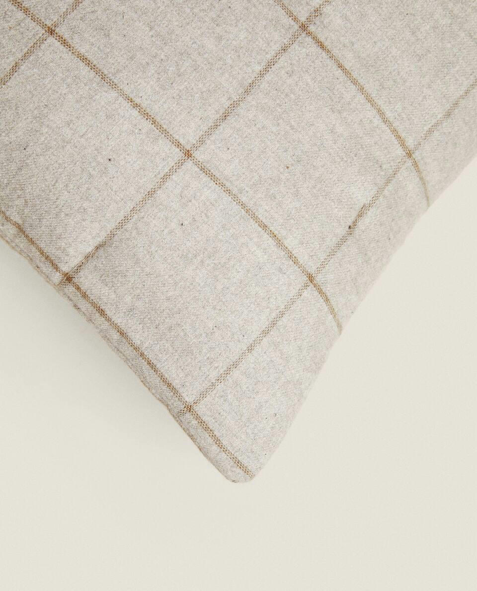 CAPA DE ALMOFADA DE FLANELA