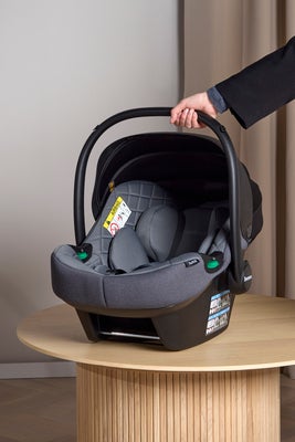 Beemoo Route i-Size Babybilstol, Mineral Grey