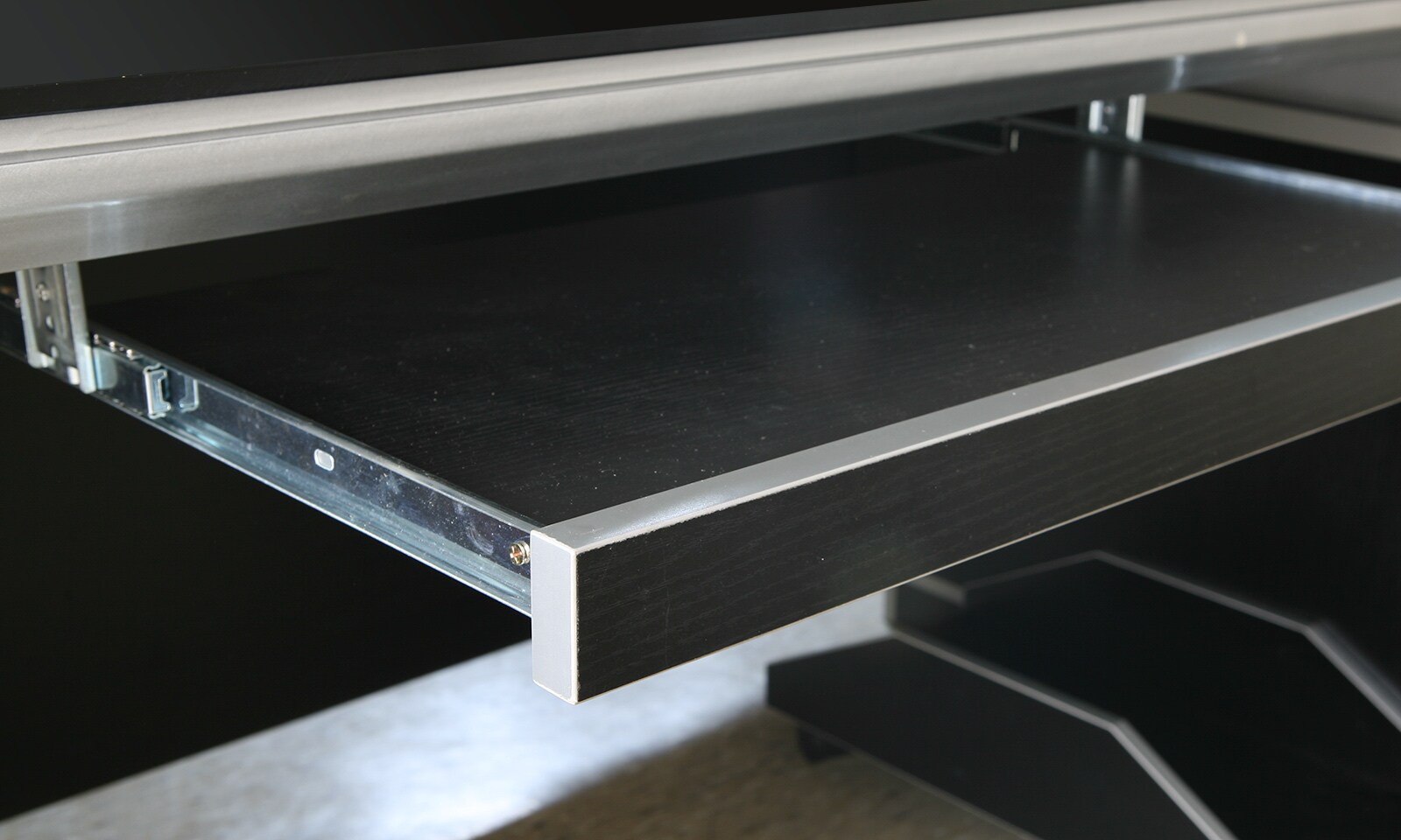 Jet-Line Büromöbel Chef Schreibtisch KEHL in schwarz XXL inkl. Sideboards