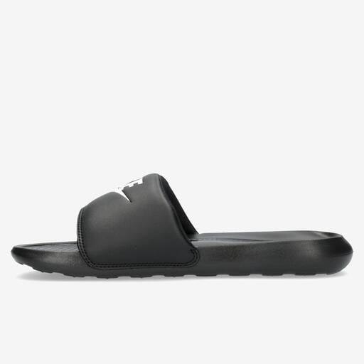 Nike Victori