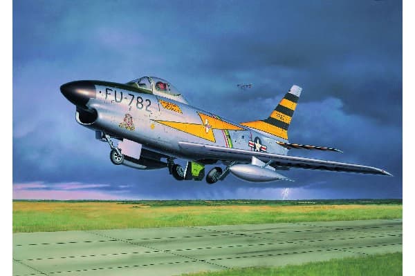REVELL F-86D Hundesabel 1/48