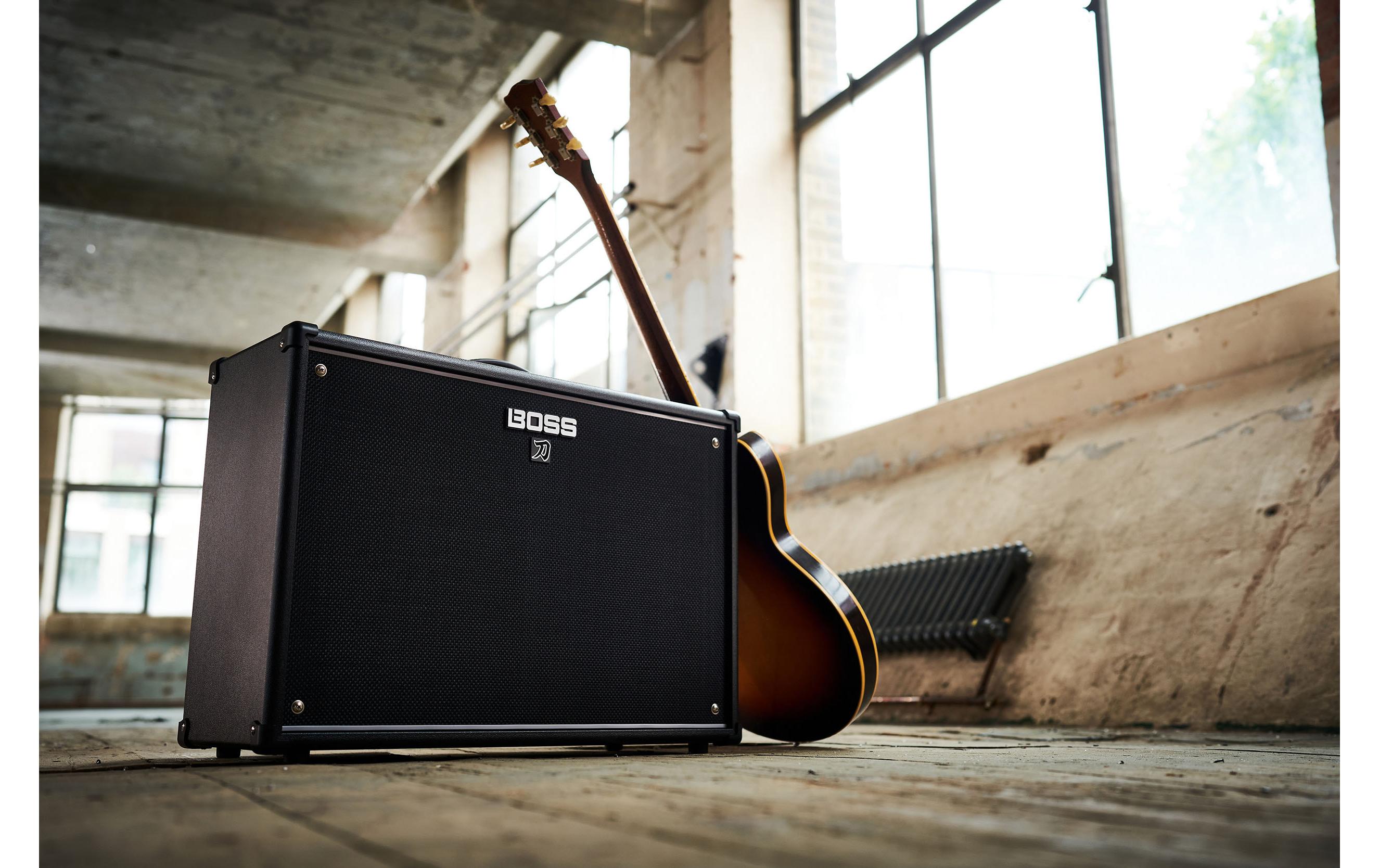 Combo KATANA-100/212 GEN 3<br>2 x 12 Modelling Combo Verstärker für E-Gitarre
