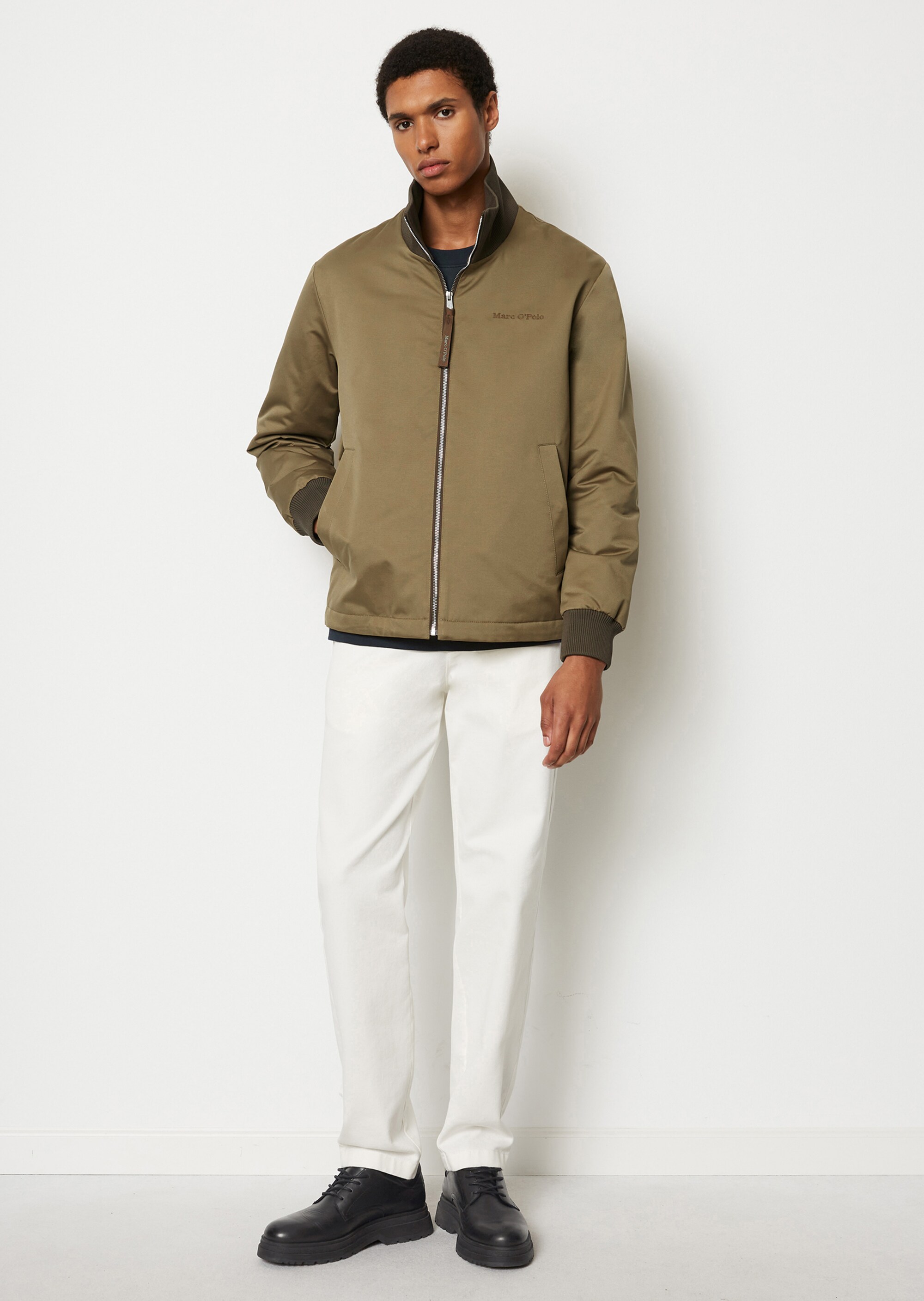 Jacke regular in wattierter Canvas-Qualität