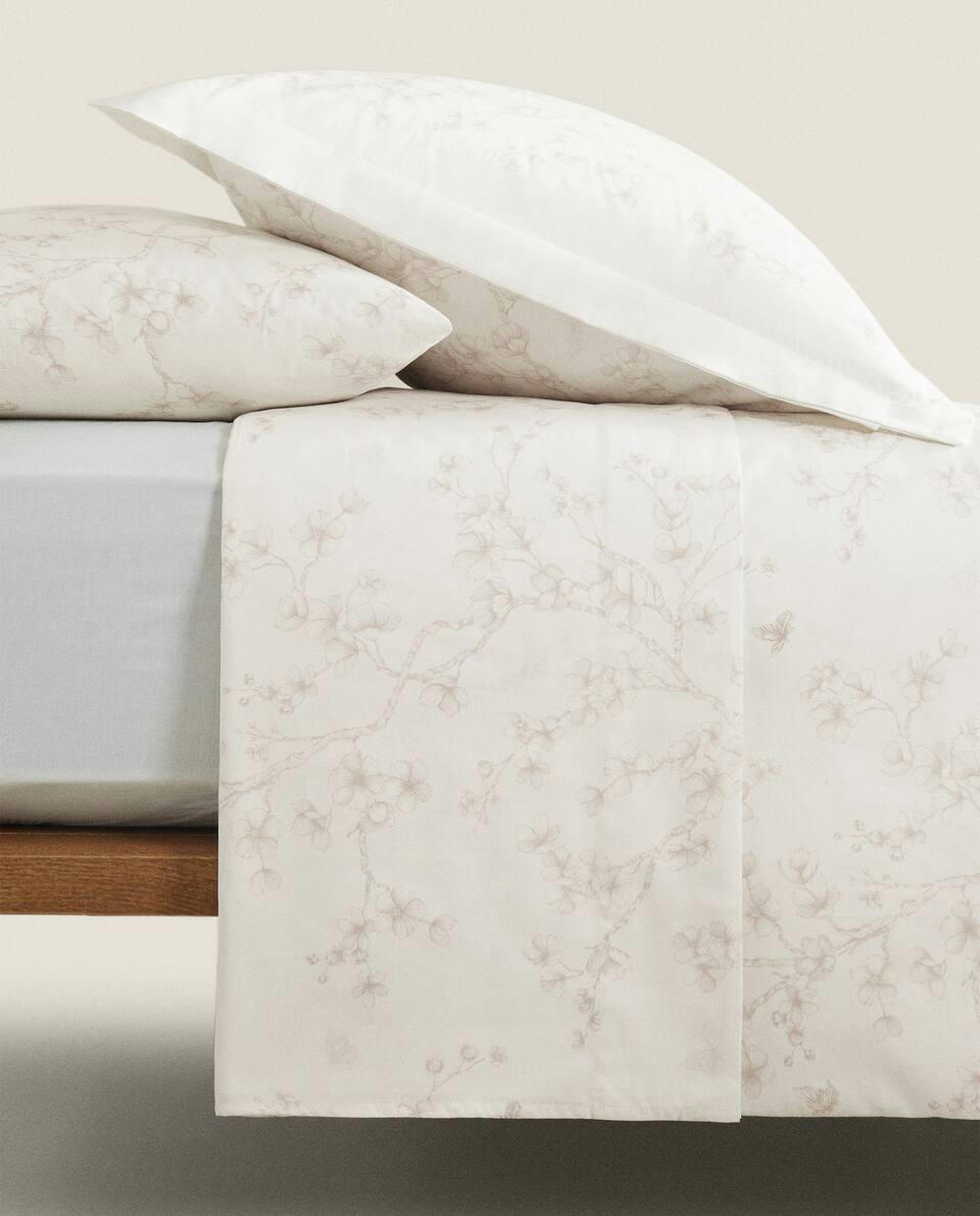 CAPA DE EDREDOM FLORAL DE CETIM