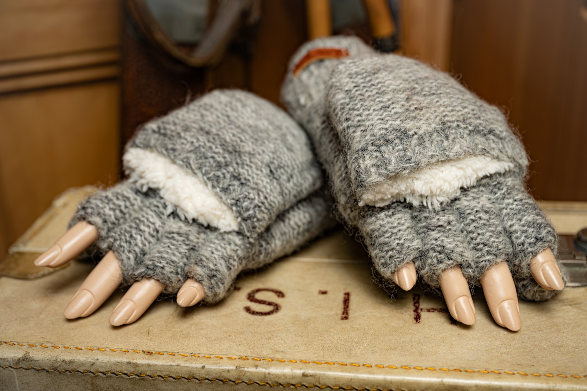 Handschuhe grau, Finger klappbar günstig bestellen