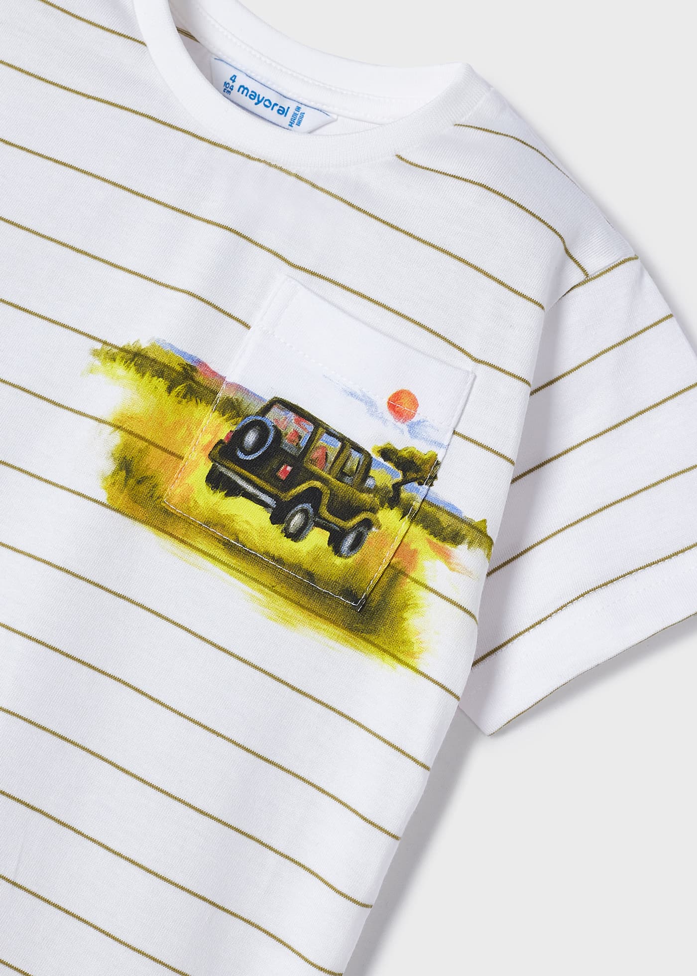 Conjunto estampado feito com algodão sustentável para meninos