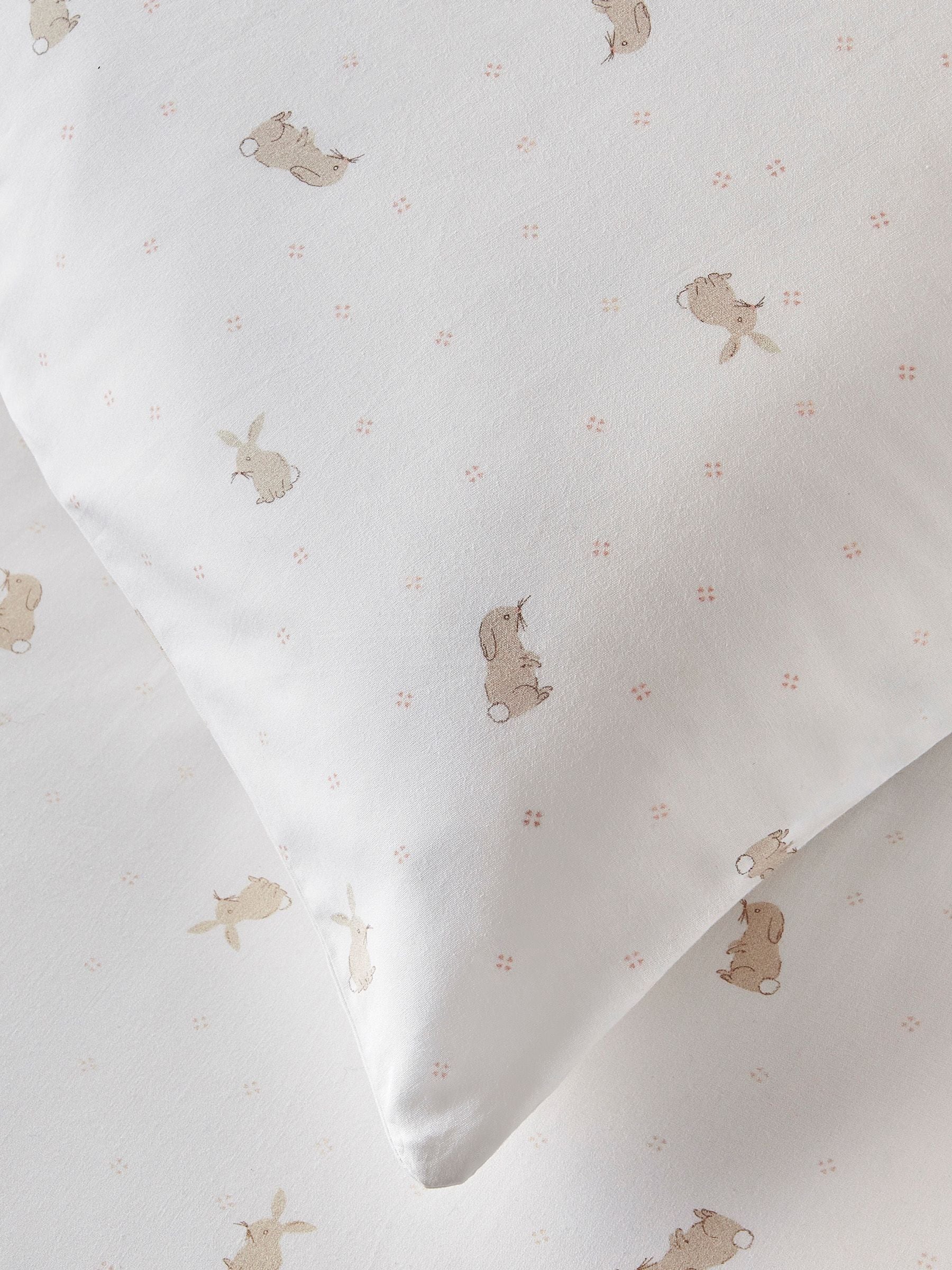The White Company kinderbeddengoedset met slaperige konijnenprint