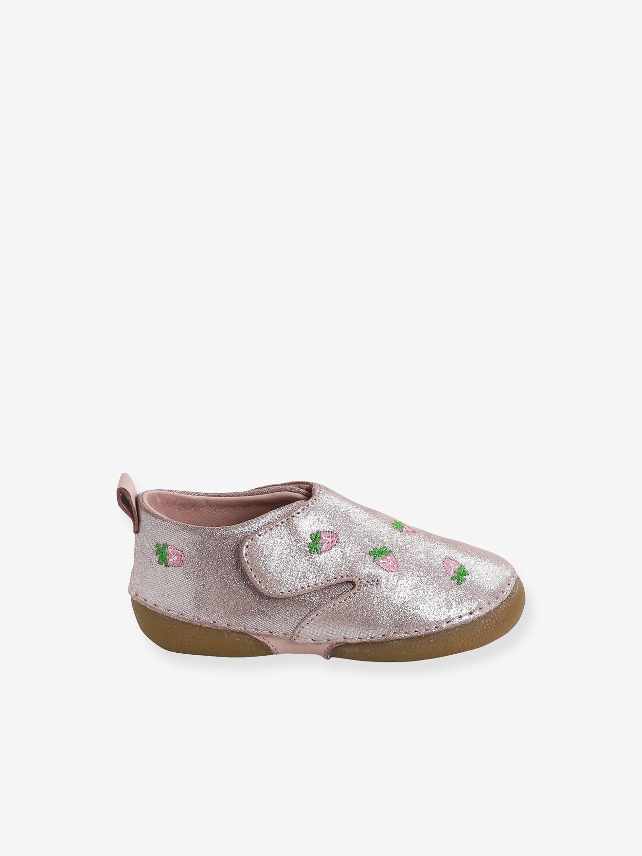 Pantufas rosa de couro macio para bebê com fecho de velcro