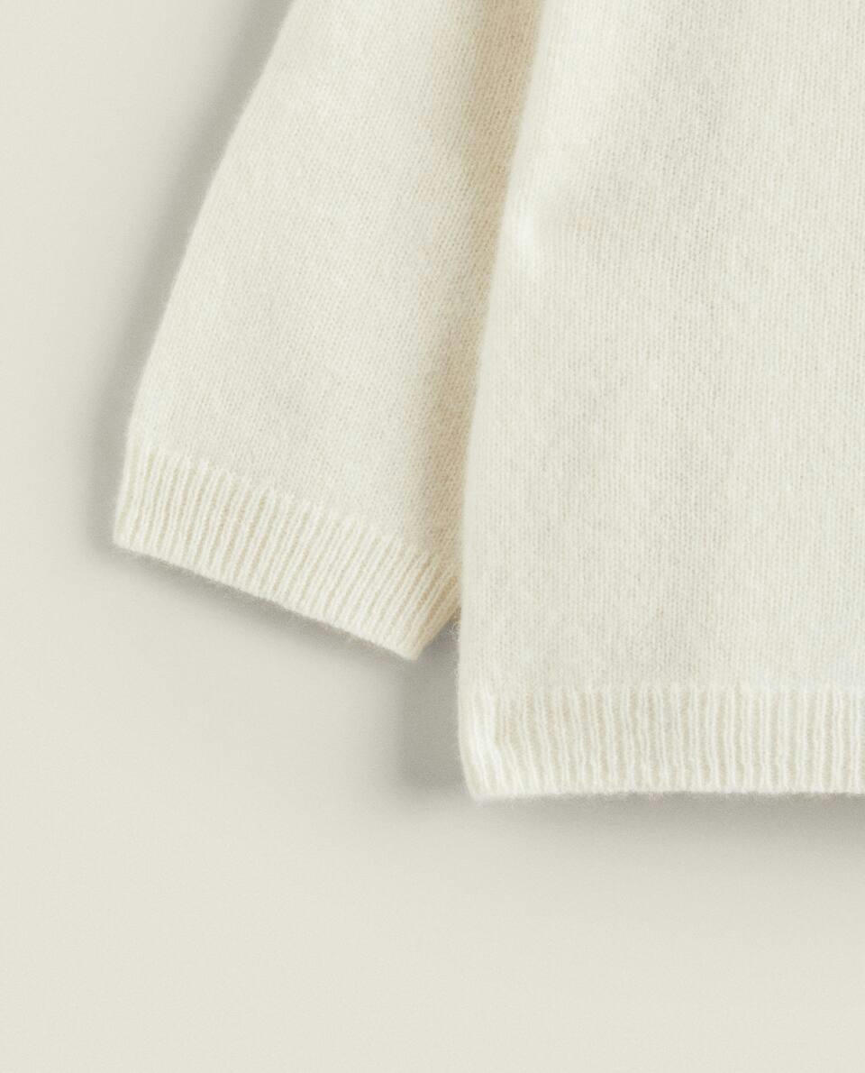 SUÉTER CURTO DE CASHMERE
