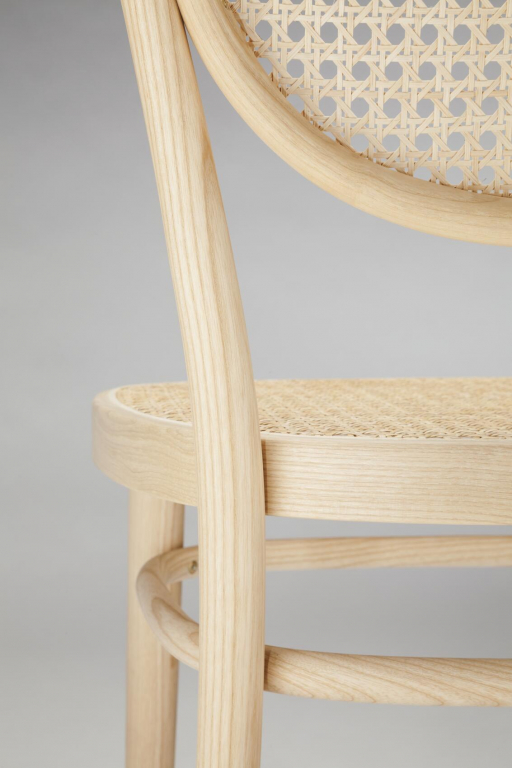 Thonet 215 R eetkamerstoel zwart/naturel