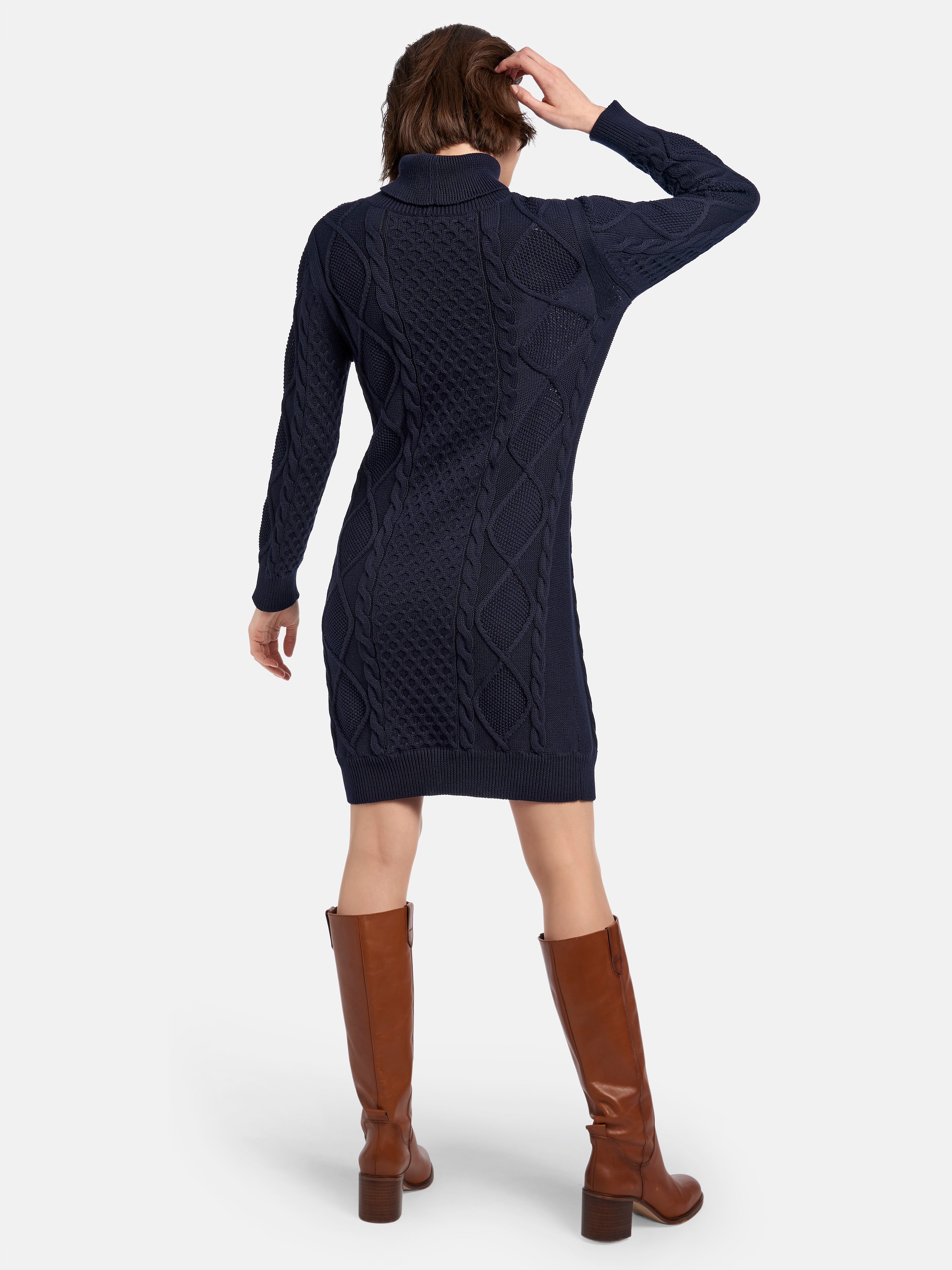 Strickkleid mit Rollkragen