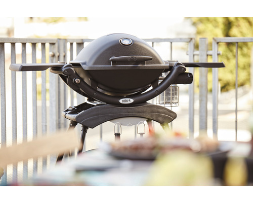 Weber Q 1200 Stand Black Gasbarbecue, 1 roestvrijstalen brander, 2,49 kW, grilloppervlak van 43 x 32 cm, gietijzeren grillrooster, deksel en behuizing van gegoten aluminium, inclusief standaard, geïntegreerde thermometer, elektronische ontsteking, ve