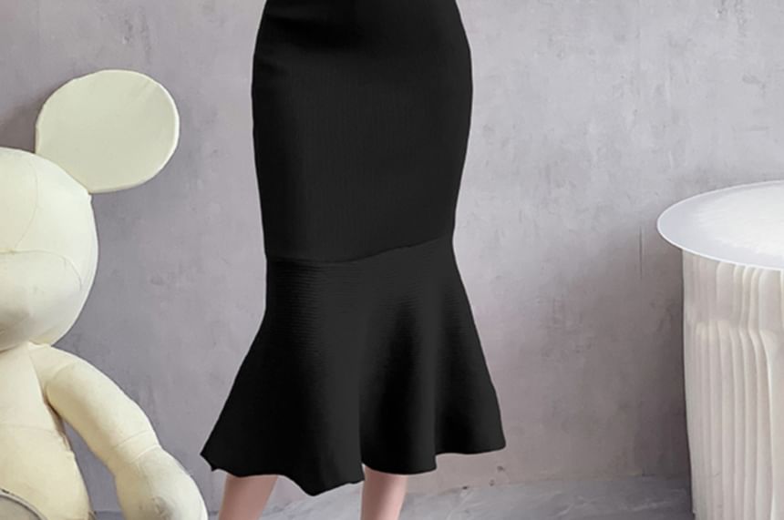 Dragan Pulse - Off-Shoulder Lange Mouw Effen Geribbelde Midi Gebreide Zeemeerminjurk