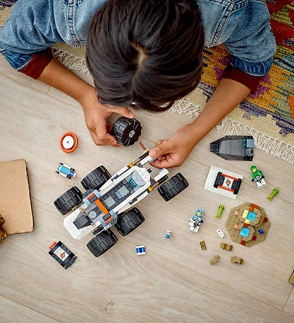 LEGO® City - Weltraum-Rover mit Außerirdischen 60431 - 311 Teile