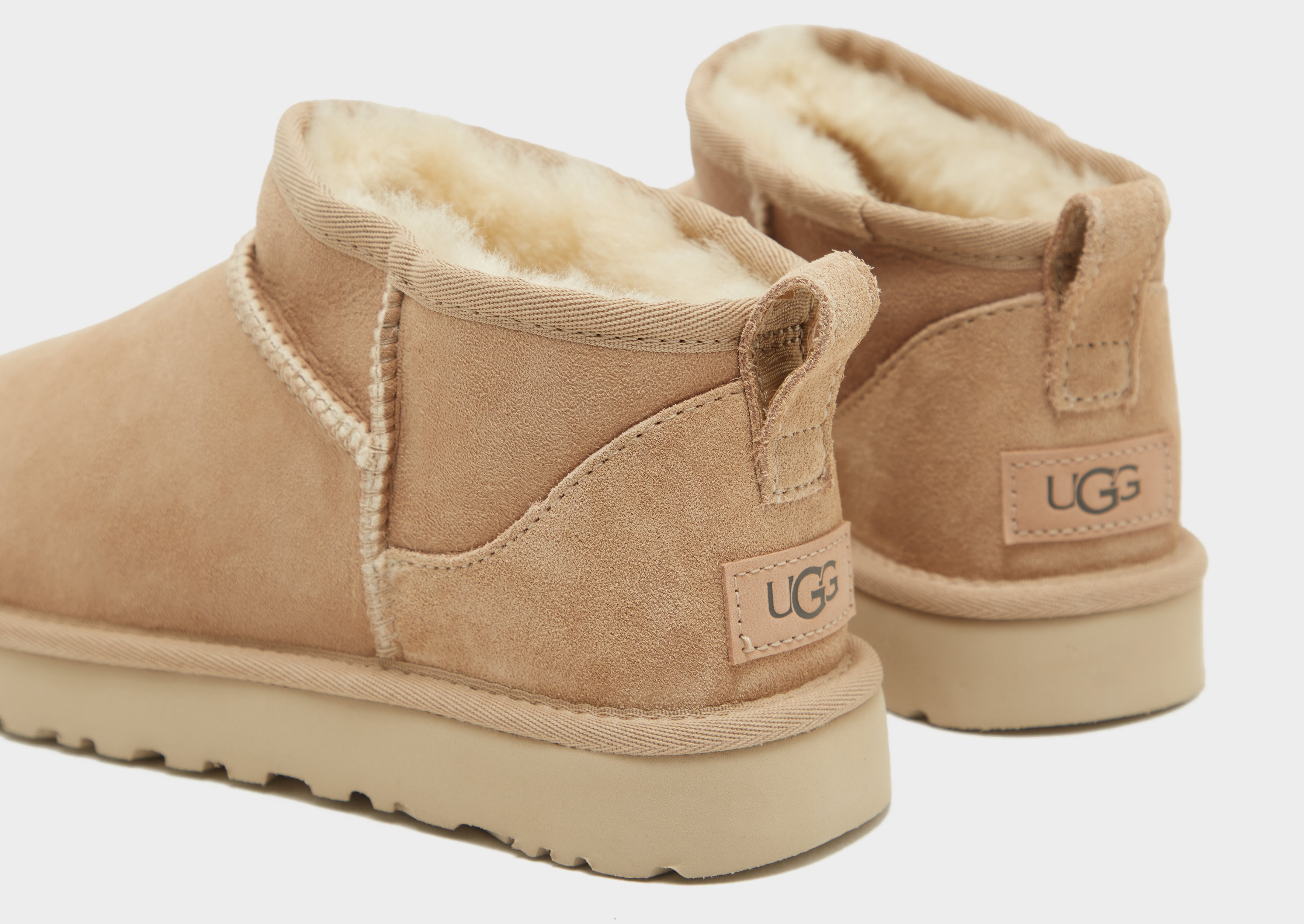 UGG Classic Ultra Mini Boots Femme