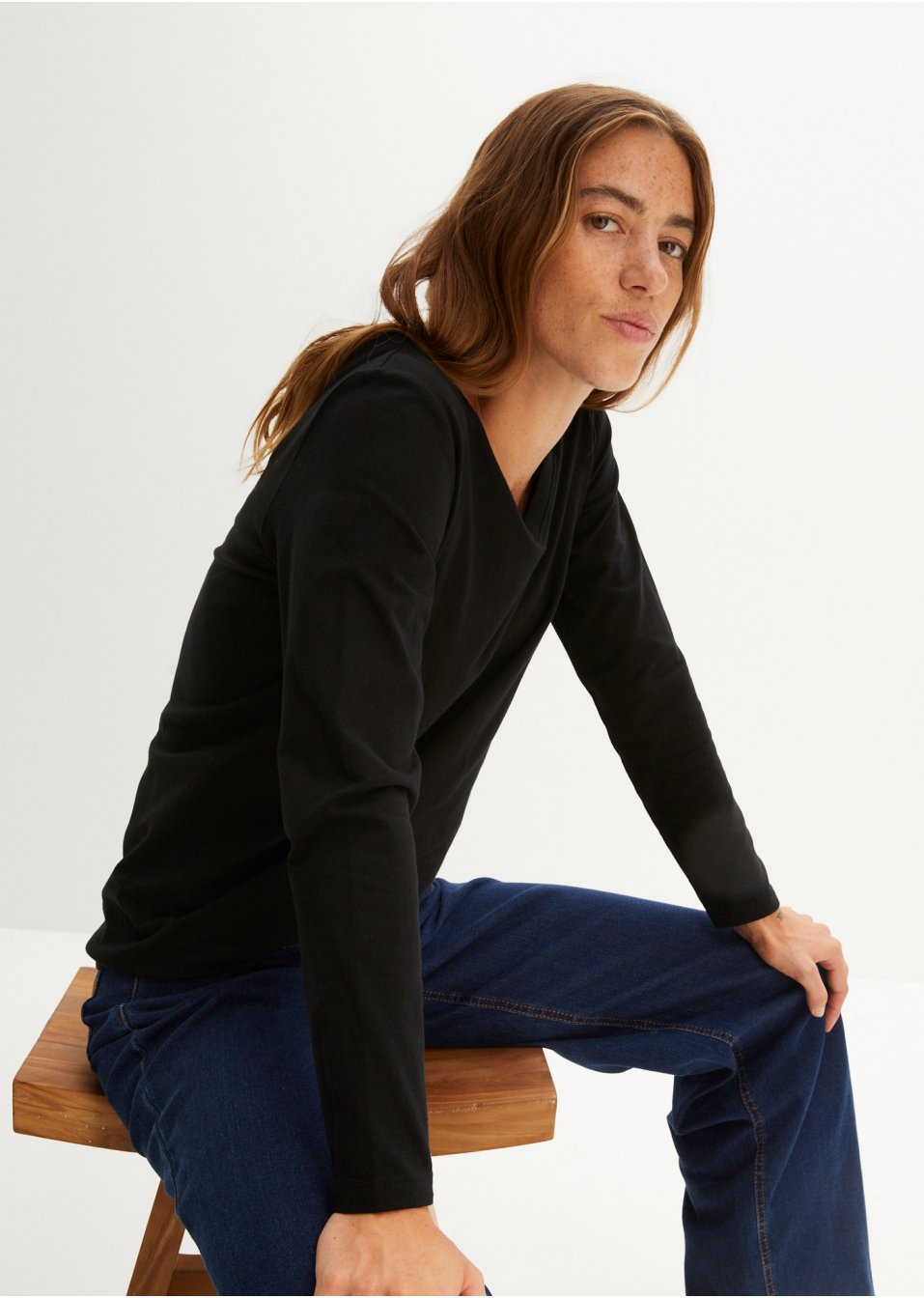 T-shirt manches longues avec col en V, sans couture Essential