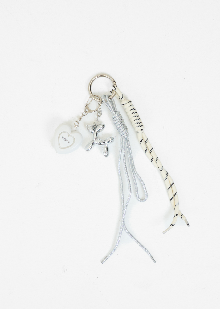 Alarm keychain wit