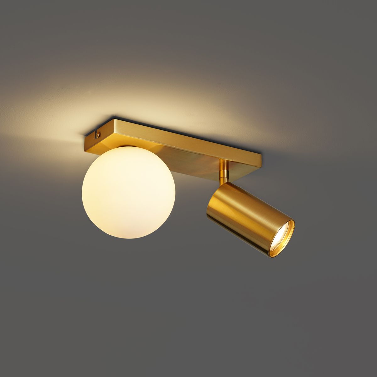 Moderne plafondlamp messing 2-lichts kantelbaar - Lesly