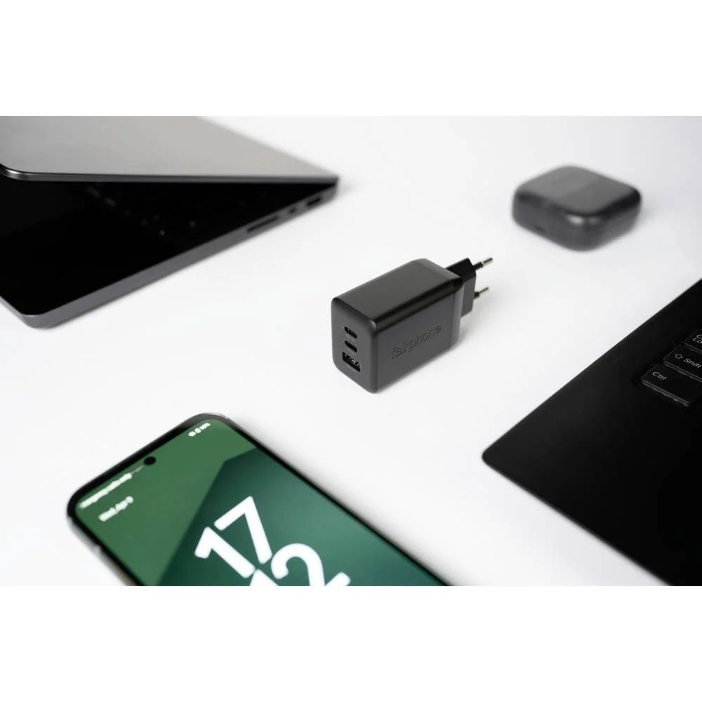 (65W) Dual USB C / 1x USB A GaN Ladegerät Netzteil Fast Charger Qualcomm Quick Charge 3.0 Recycled (ACCHAR-404-WW1) - Schwarz