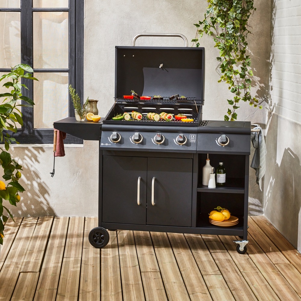 Barbecue gaz foucault. En acier inoxydable. 5 brûleurs 145x88x151