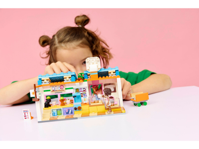 LEGO Bakkerij voor hondensnacks (42677)