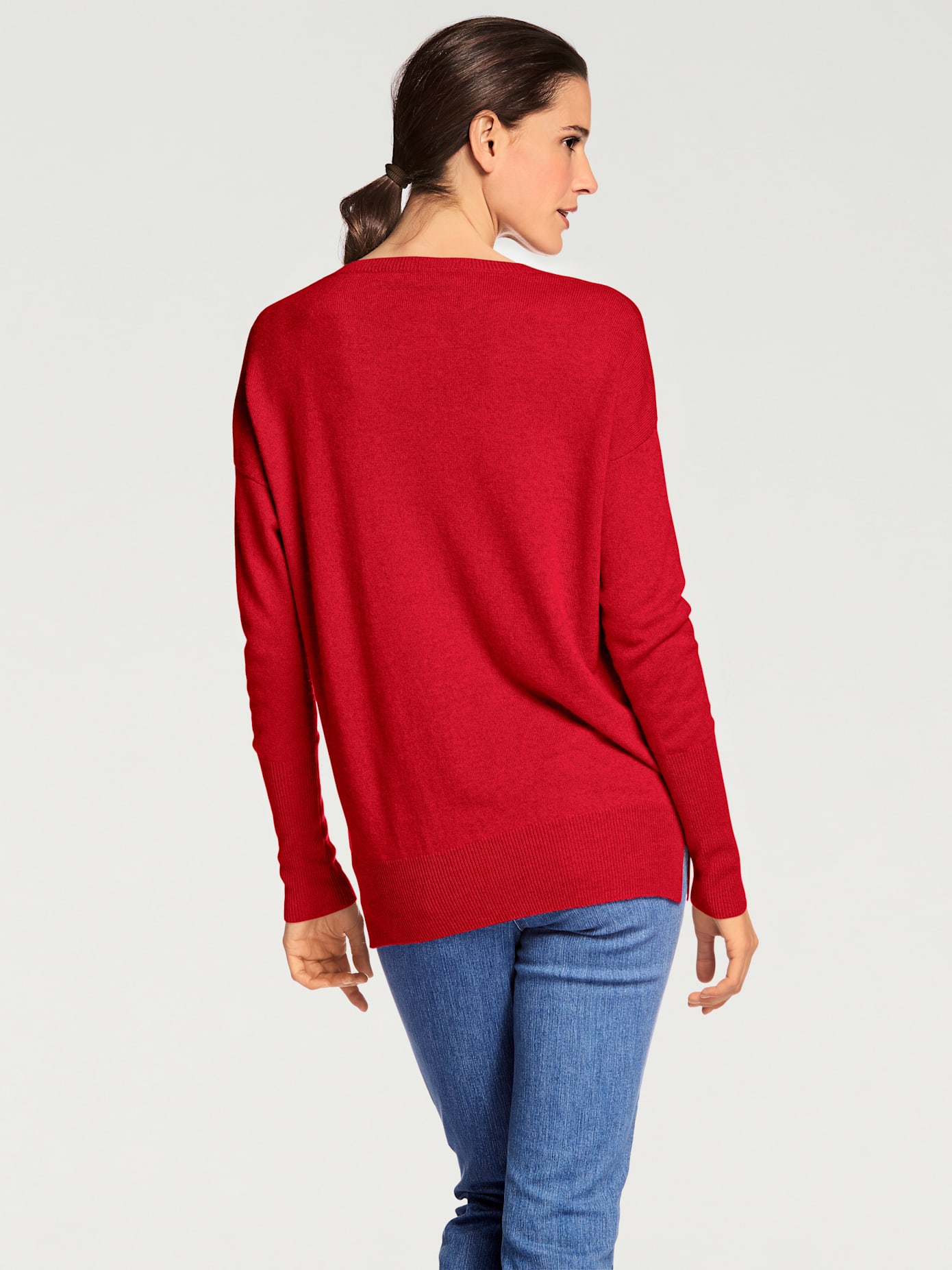 Pull col v basique facile à associer