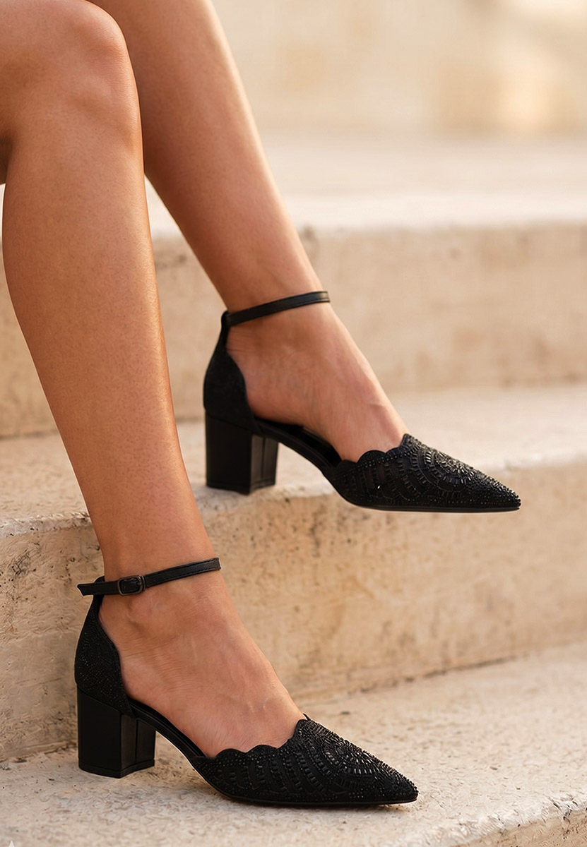 Chaussures à talon épais noirs Melizza