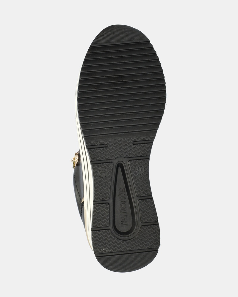 Remonte Lage sneakers  - zwart