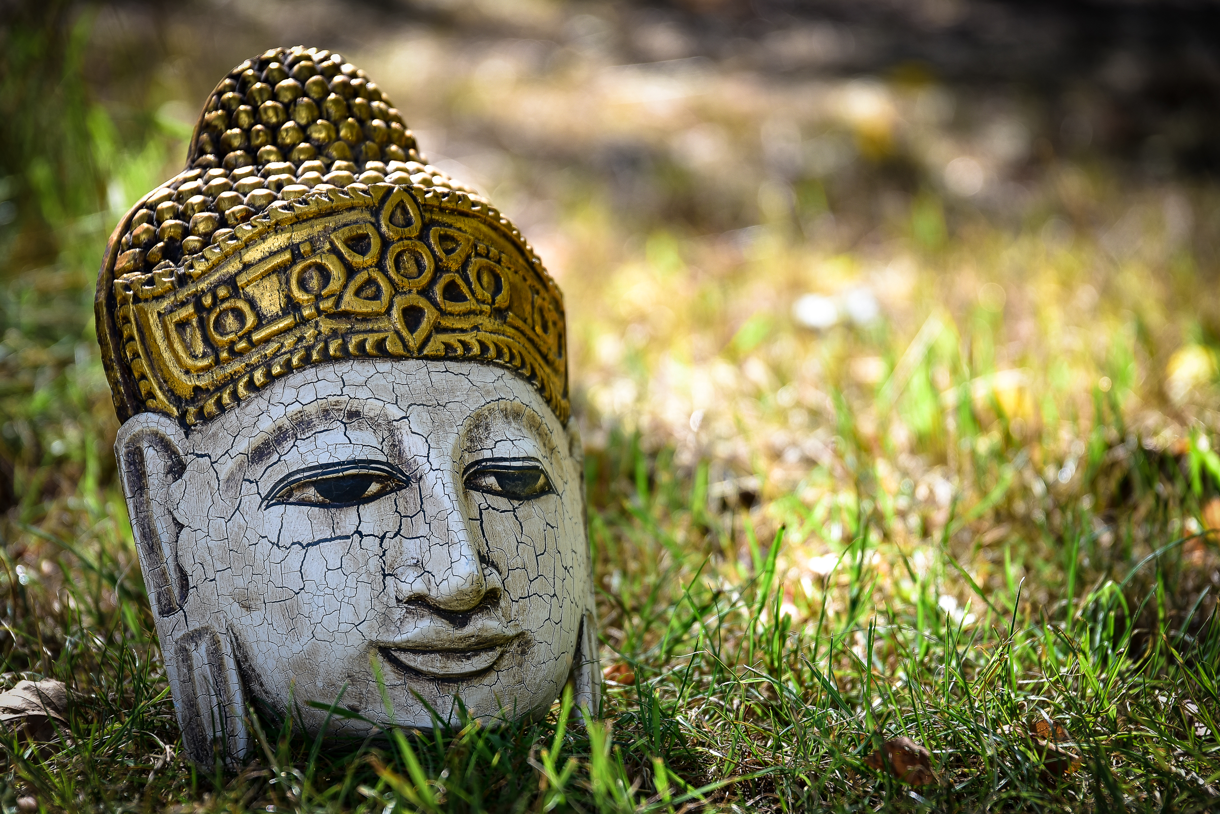 Buddha-Maske cracked, weiß gekälkt, gold, T 13 cm, B 20 cm, H 32 cm günstig bestellen