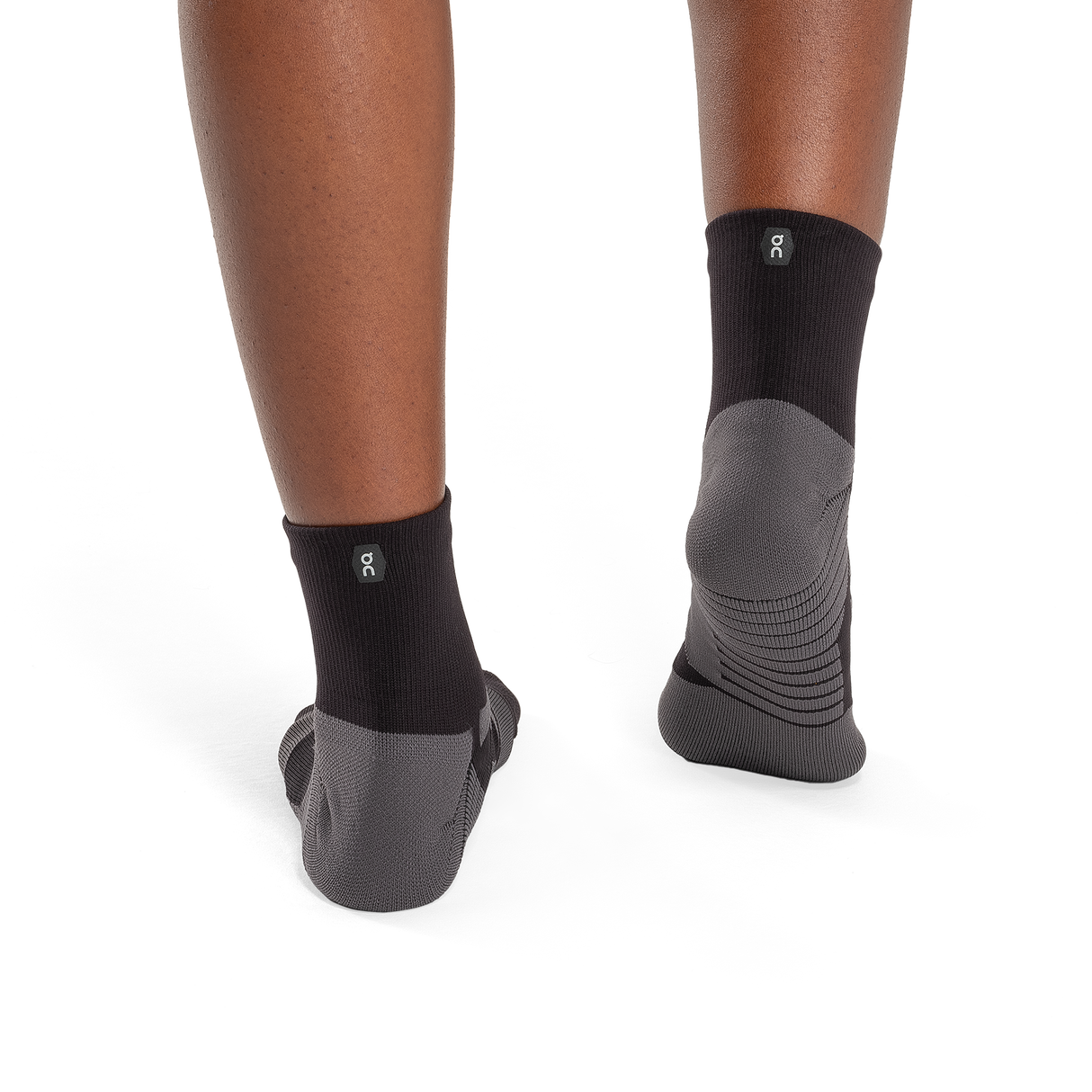 On<br>Performance Mid Sock W