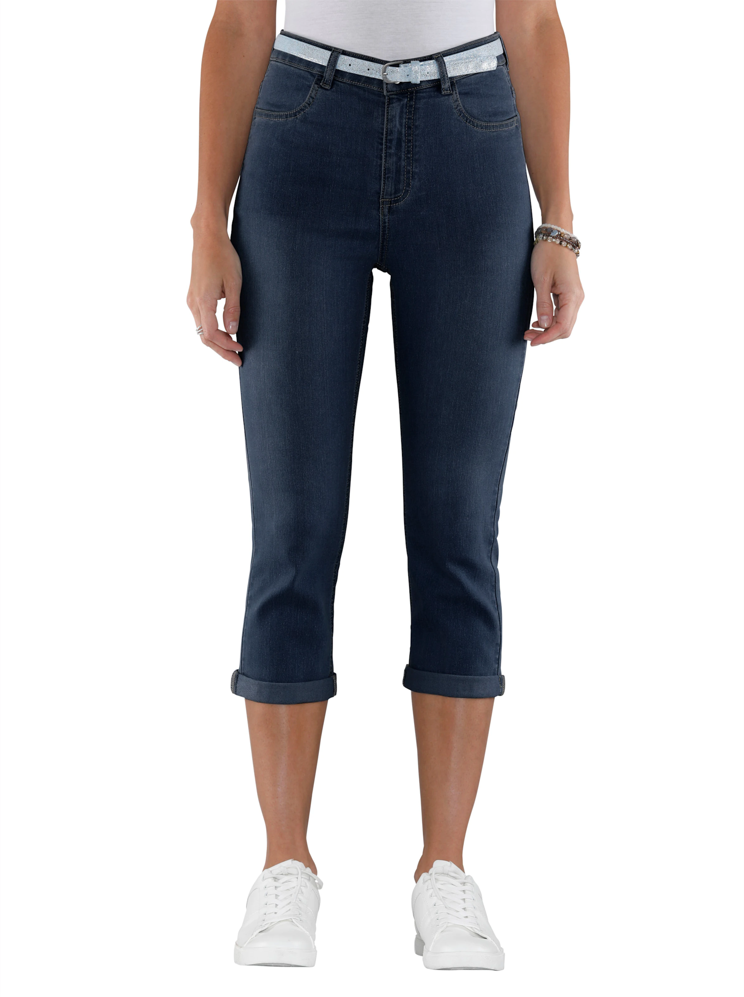 Caprijeans in blue-stone-washed