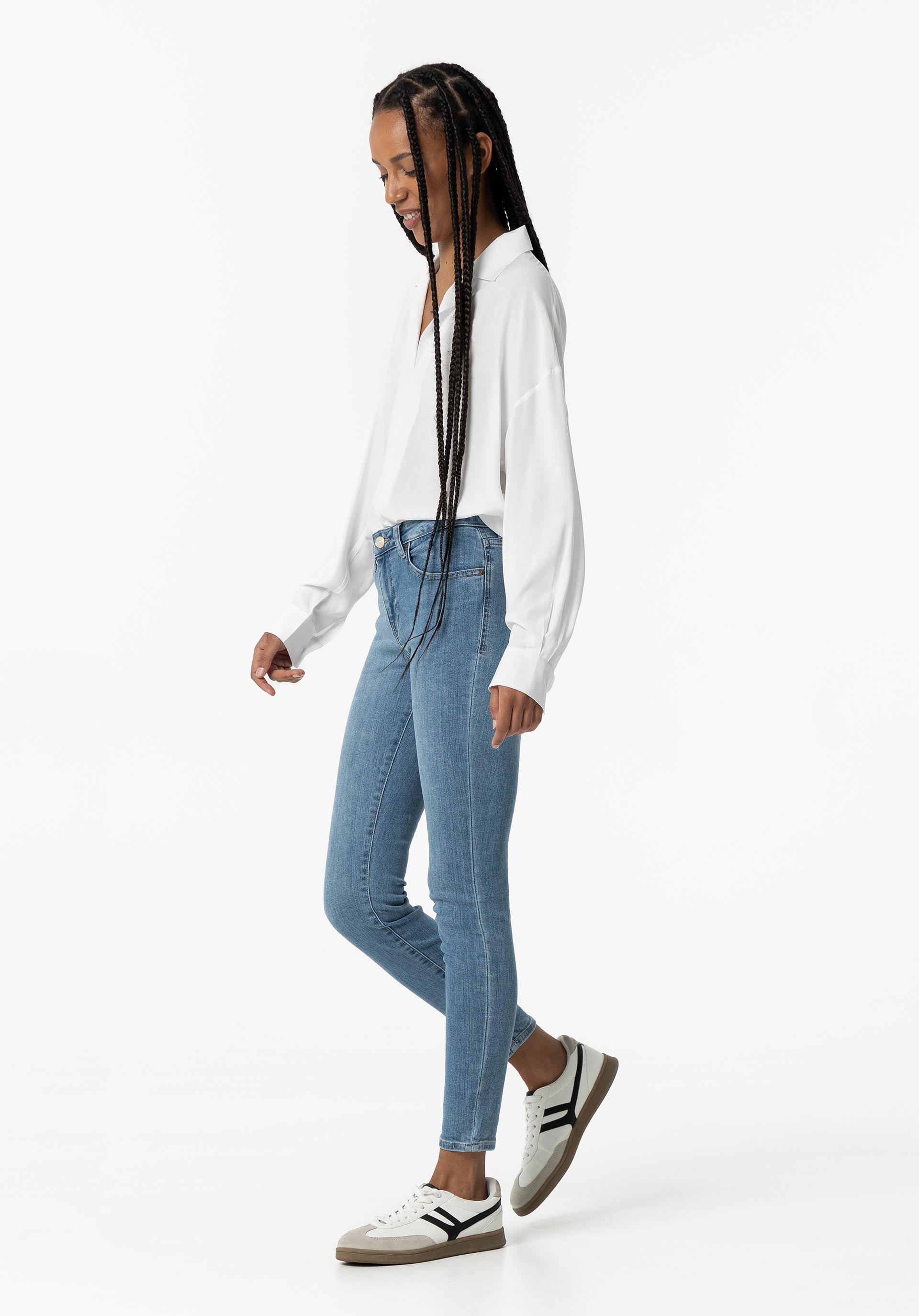 Jeans Vicky Skinny Cintura Média