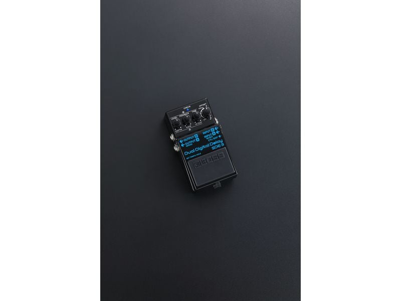 BOSS Pedal SDE-3 Dual-Delay-Pedal mit Tap-Tempo- und Carryover-Funktion