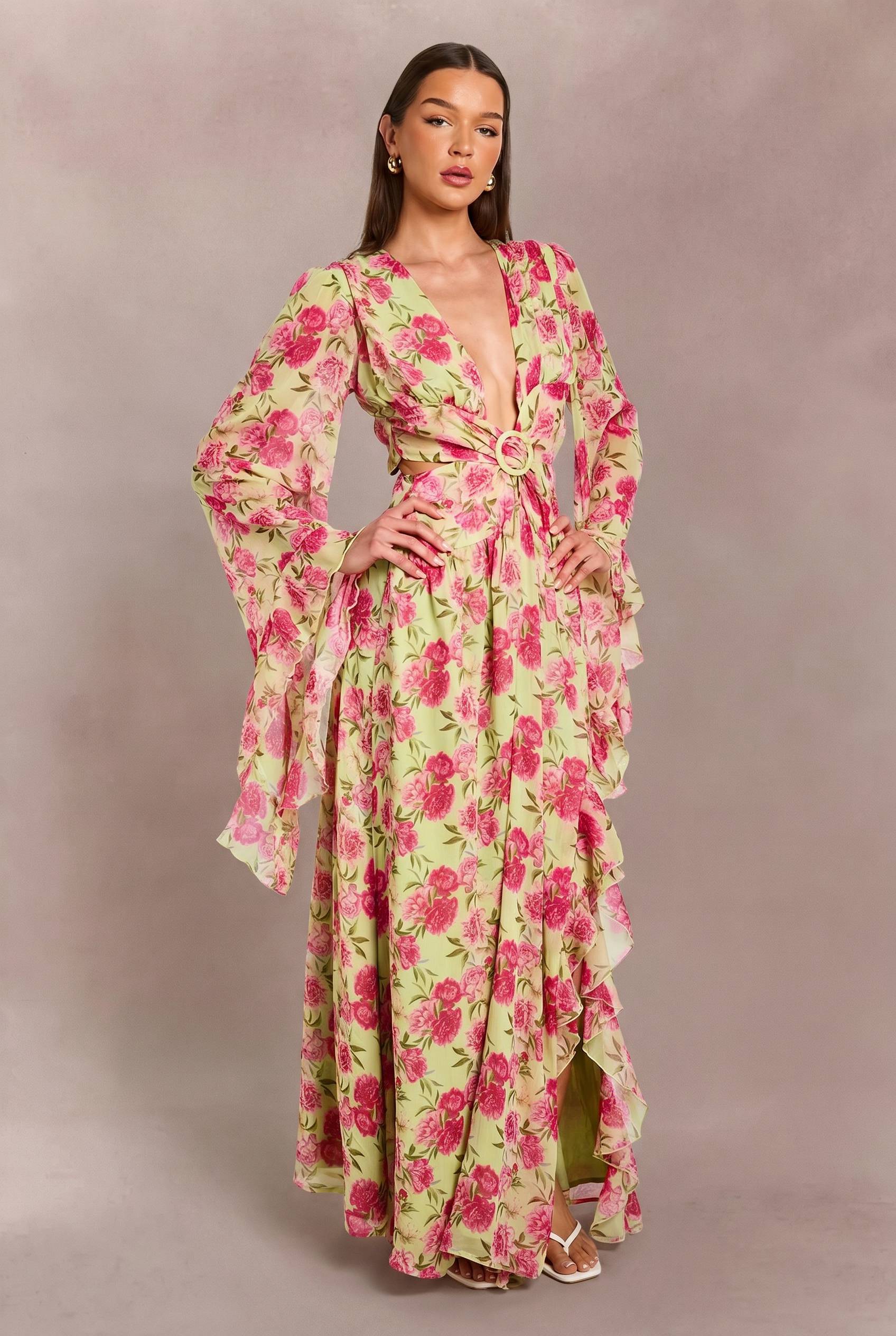 boohoo Robe Maxi Longue En Mousseline À Imprimé Floral Et Décolleté Plongeant