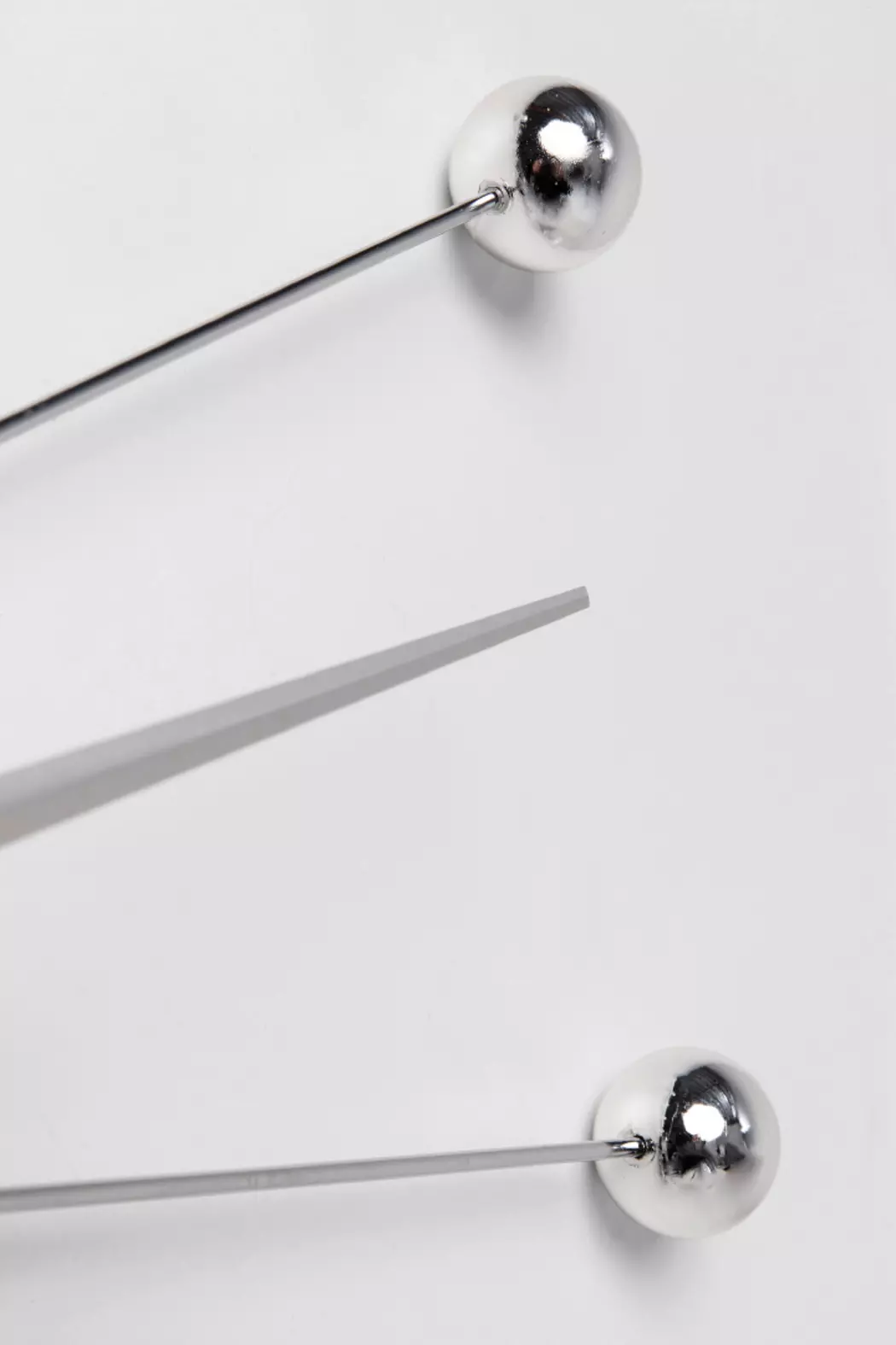 Wanduhr Like Umbrella Balls Ø 60 cm