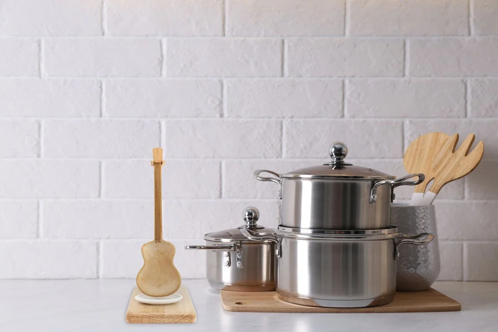 Winkee - Guitar Cooking Spoon with Hanger