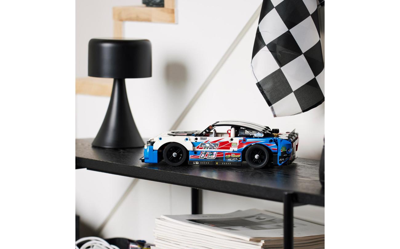 42153 LEGO Technic NASCAR Next Gen Chevrolet Camar