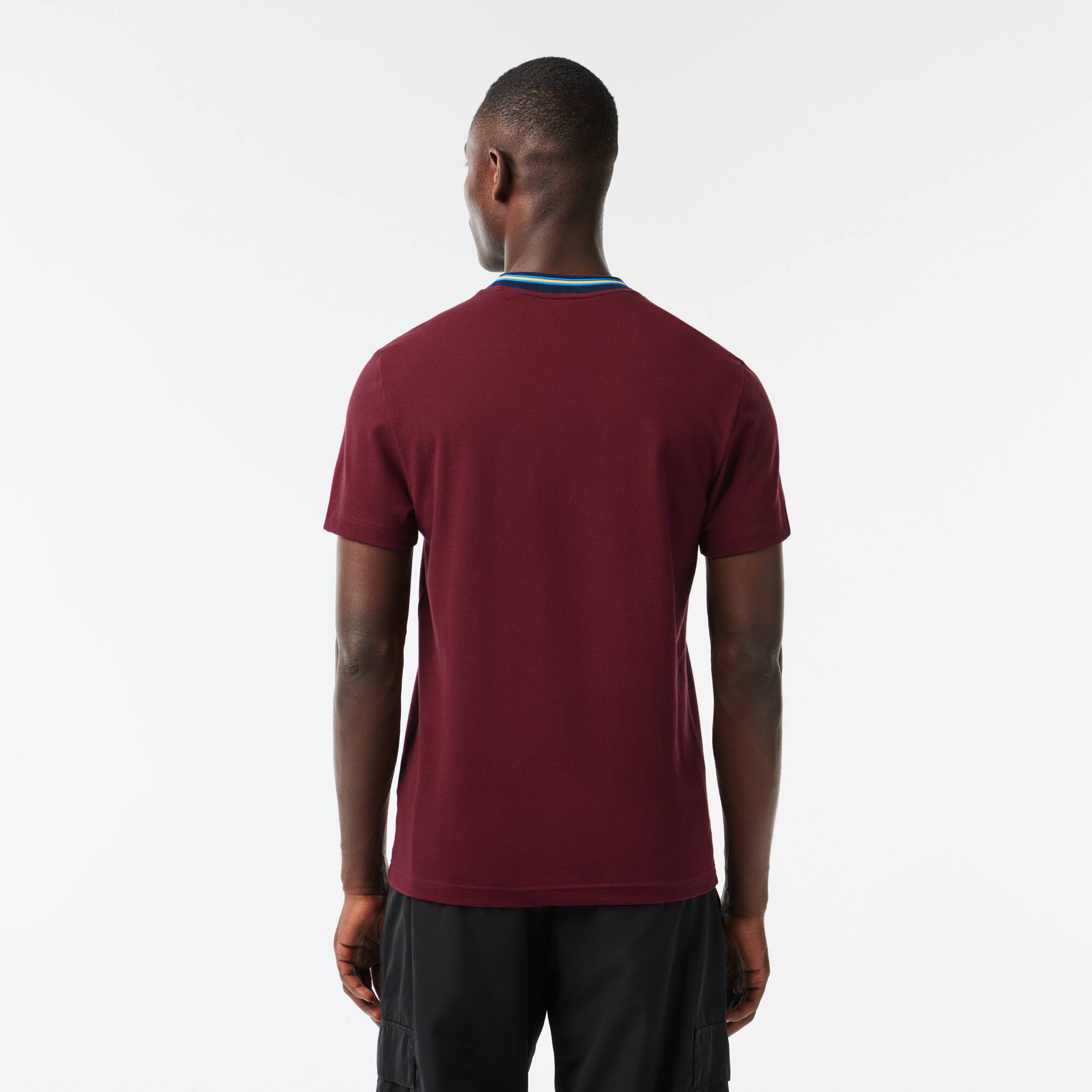 T-Shirt aus Stretch-Piqué mit gestreiftem Kragen T-Shirts - Rot - Lacoste - Herren