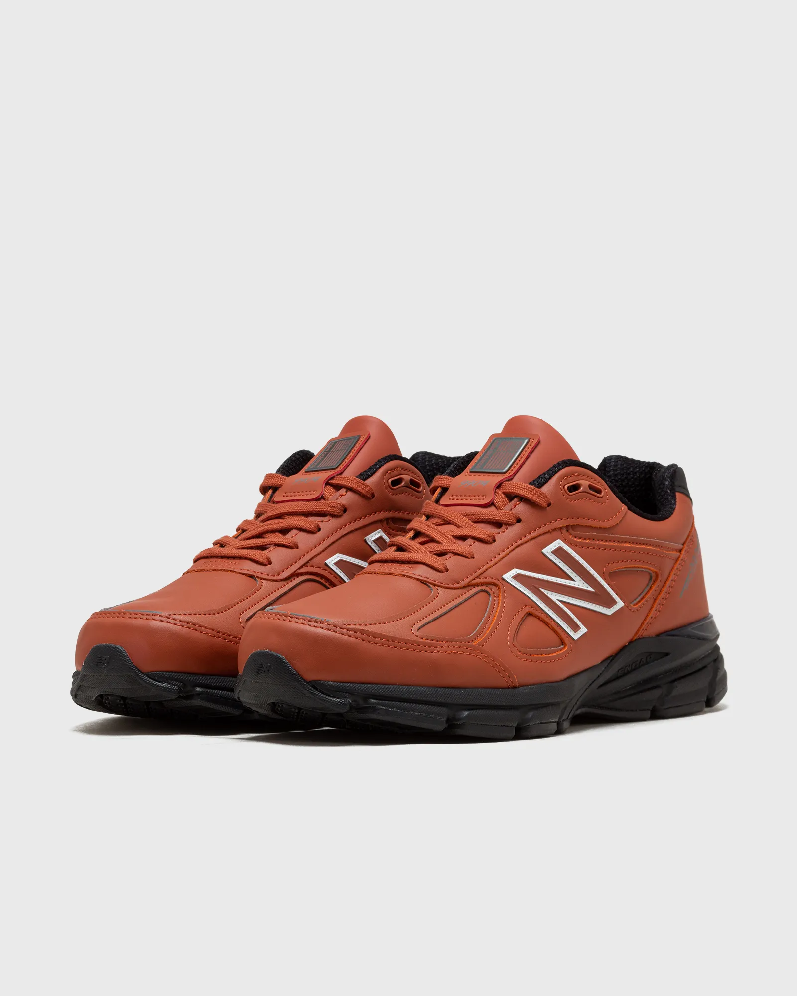 New Balance 990
