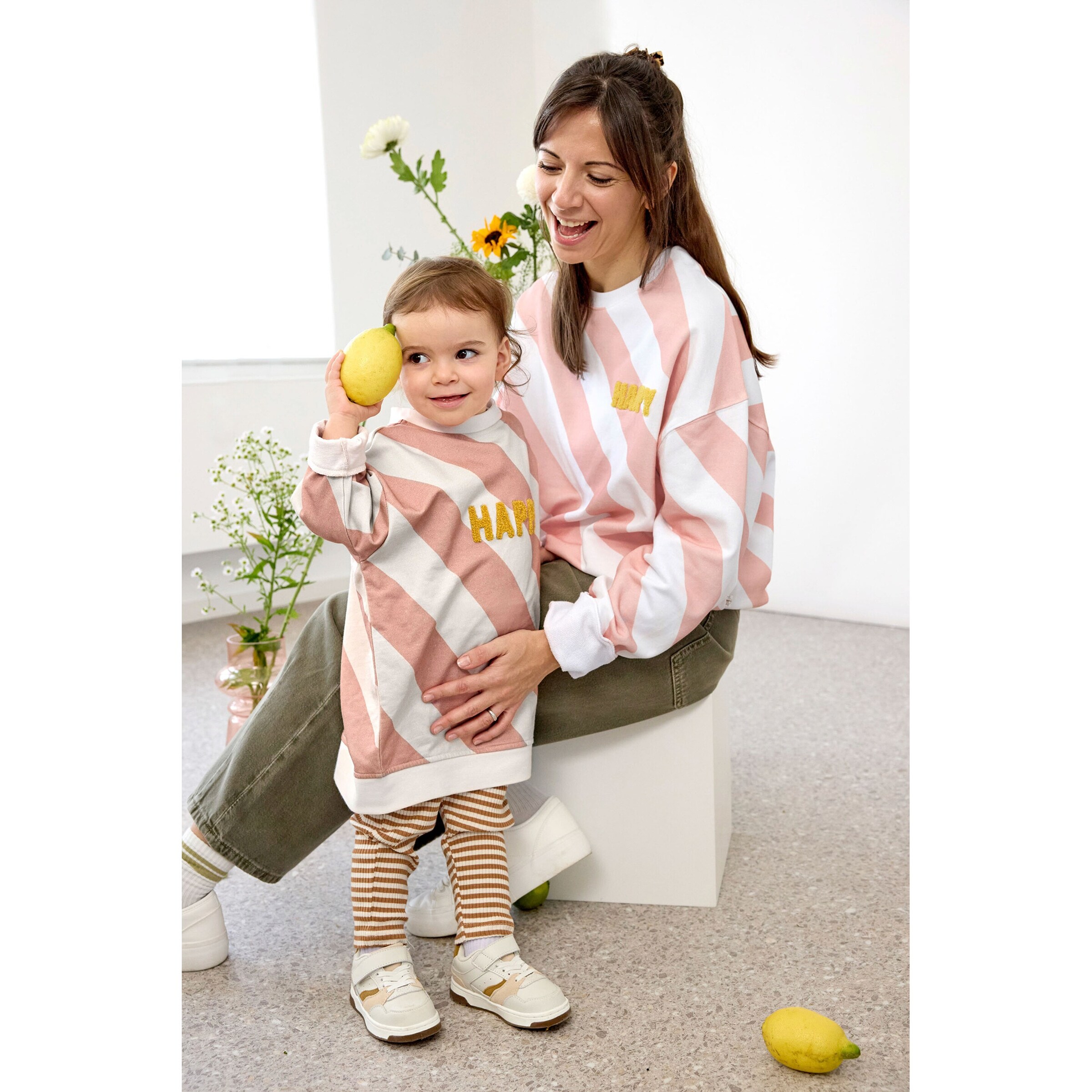 Lässig Sweatshirt Streifen Happy Little Gang natur/rosa