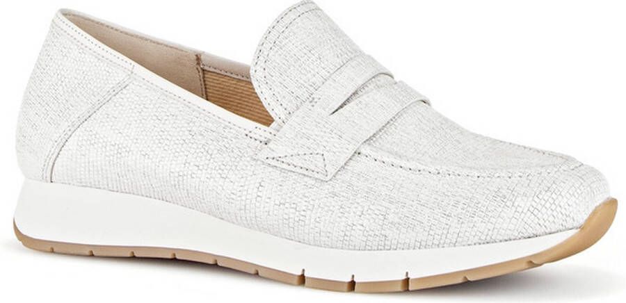 GABOR Instappers Dames 471.11 Maat: 41 Materiaal: Leer Kleur: Wit