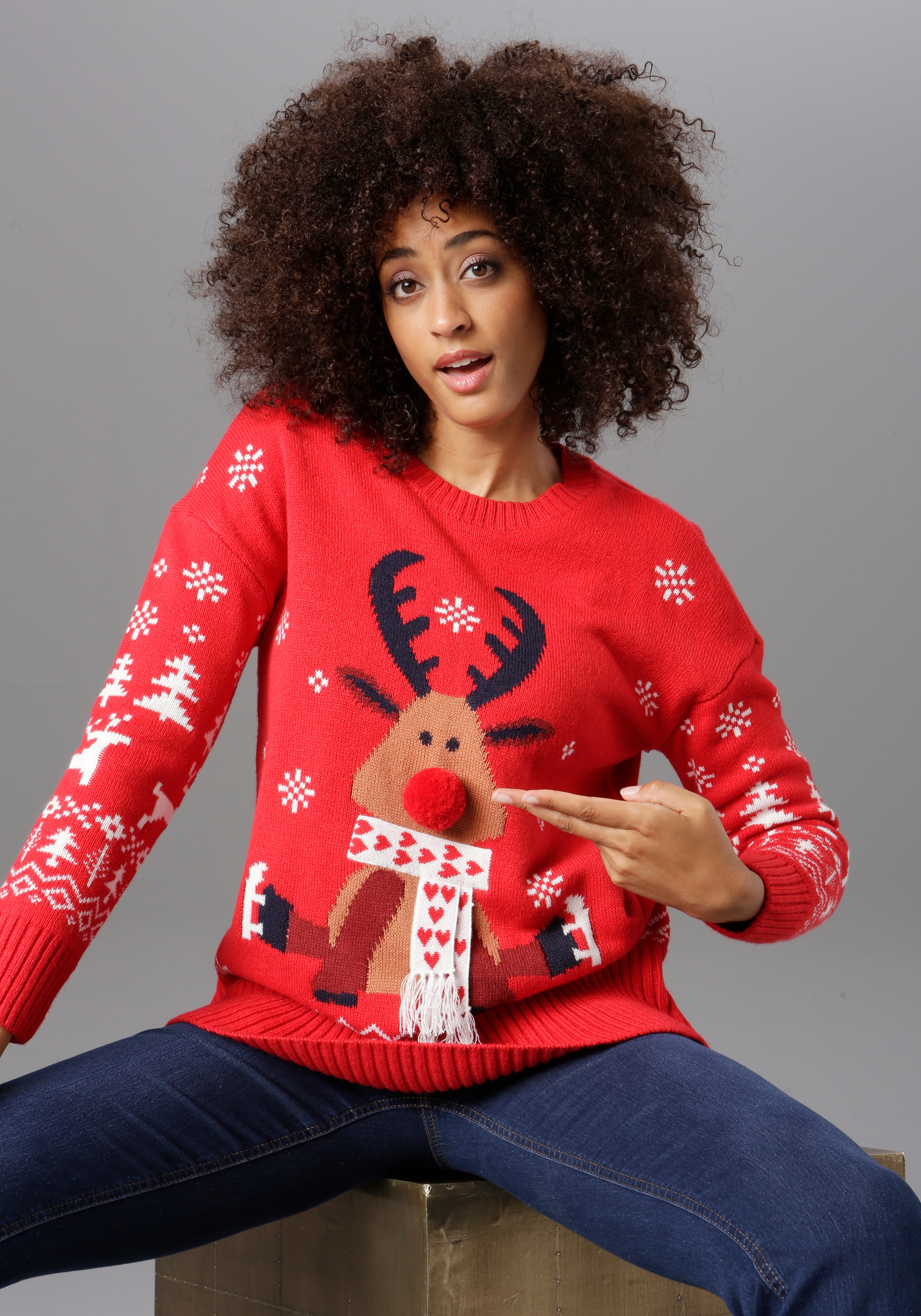 Aniston CASUAL Weihnachtspullover , mit Bommel-Nase und Fransenschal