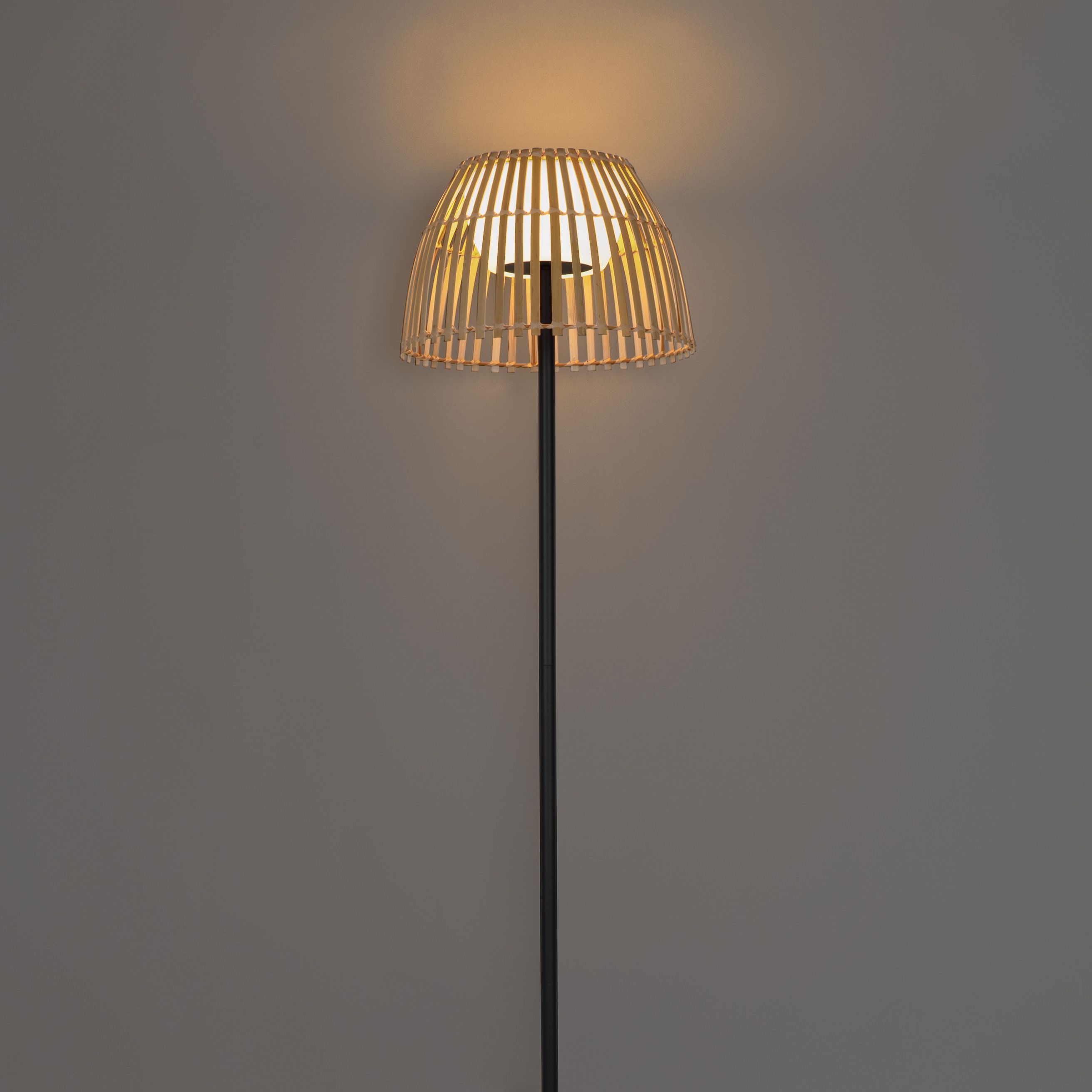 Landelijke buiten vloerlamp zwart met bamboe incl. LED - Kaiser